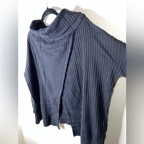 NWT Free People Juicy long sleeve tunic in black - Picture 7 of 10